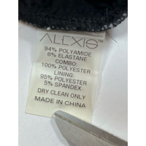 NWOT Alexis Agata Fully Lined Lace Flare Light Blue Navy Trouser Size Medium - Picture 11 of 12